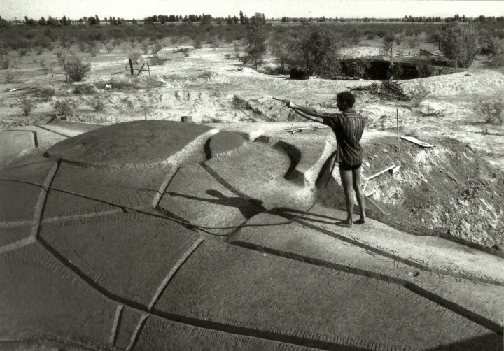 Paolo Soleri at work in Scottsdale, Arizona