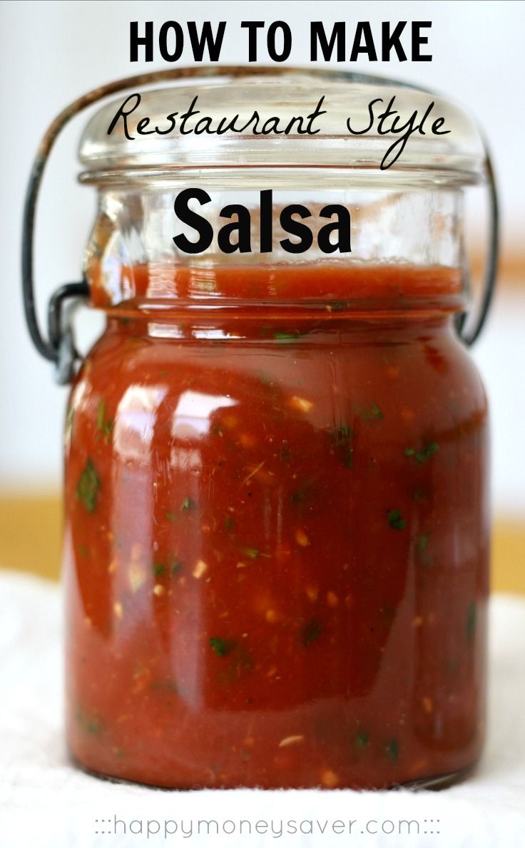Quick and Easy Restaurant Style Salsa- Best Salsa Recipe out there! Uses a secret ingredient to make it taste like an authentic restaurant salsa. YUM! #salsa #recipes #cincodemayo