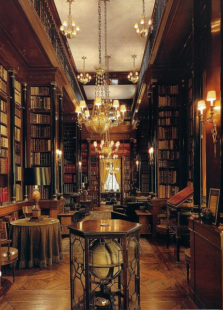 Library, Edinburgh, Scotland, Ya no, this is my dream bedroom just add a comfy bed and I would be content!